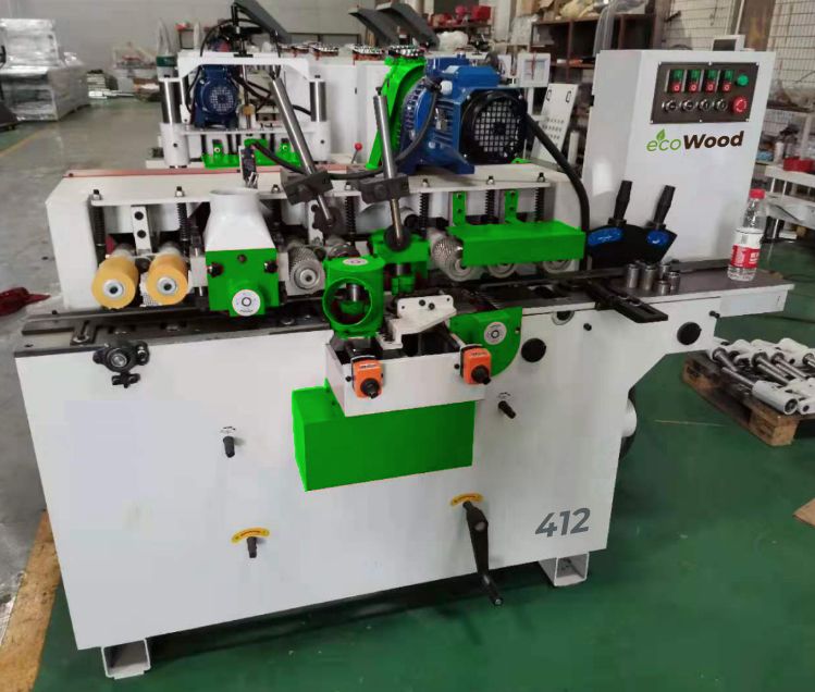 EcoWood 412  Компактность  Станок занимает мало места, потребляет мало электроэнергии, не требует отапливаемого помещения  Прост в использовании и обслуживании  За счет своего оснащения удобен в работе 